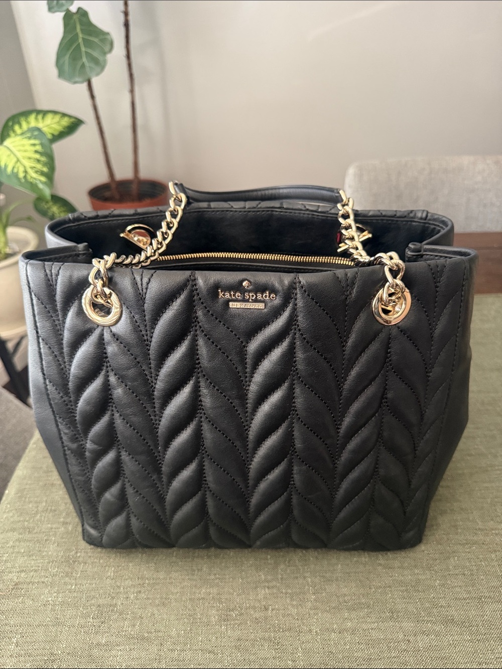 kate spade Black Quilted Chain-Handle Shoulder Bag